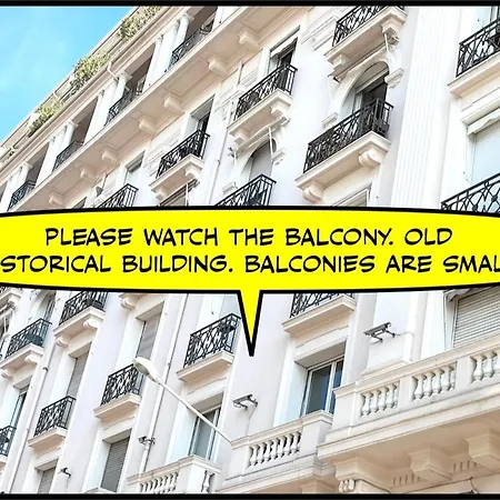 New - Cosy & In Palais Miramar *