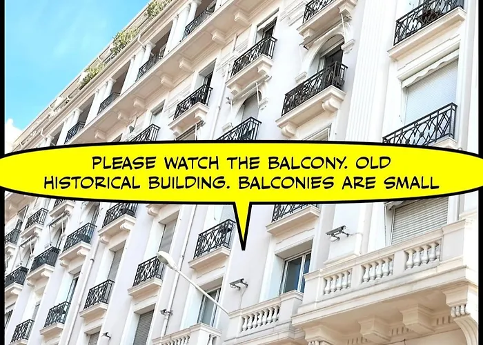 New - Cosy & In Palais Miramar *