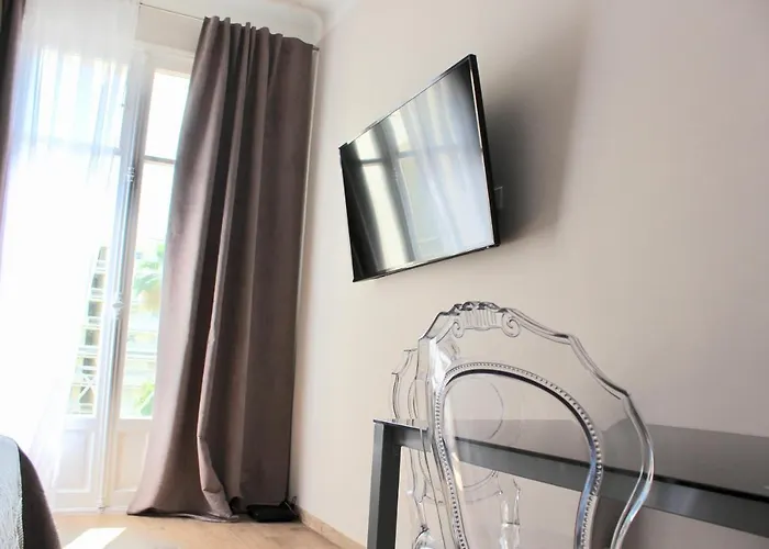 New - Cosy & In Palais Miramar Apartment Cannes